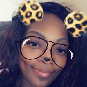 Meet your Posher, Bettina